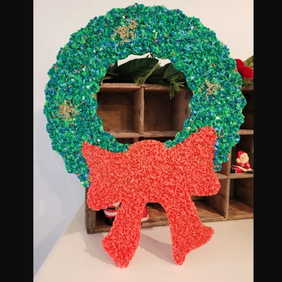 Vintage Other - Vintage Christmas wreath melted popcorn decoration